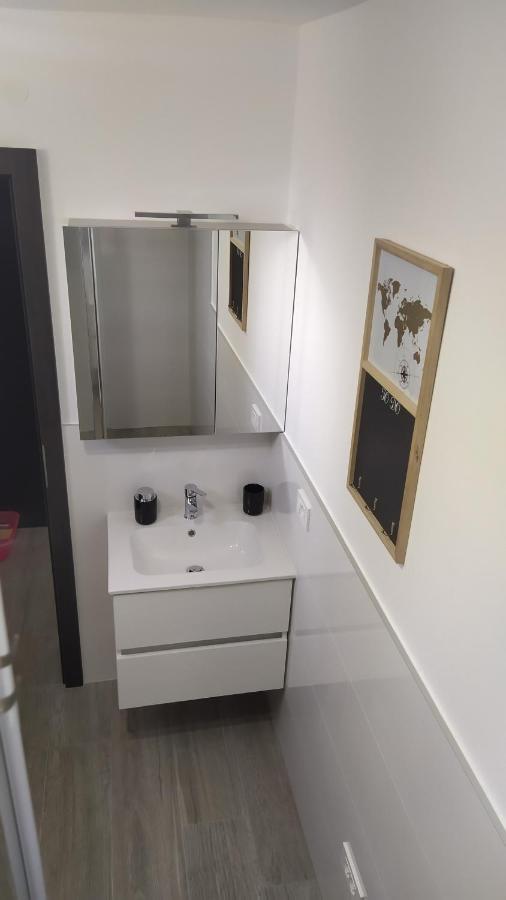 Apartments Dora 2 Bibinje Εξωτερικό φωτογραφία